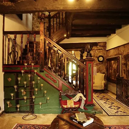 Casa De San Pedro De Cerceda *